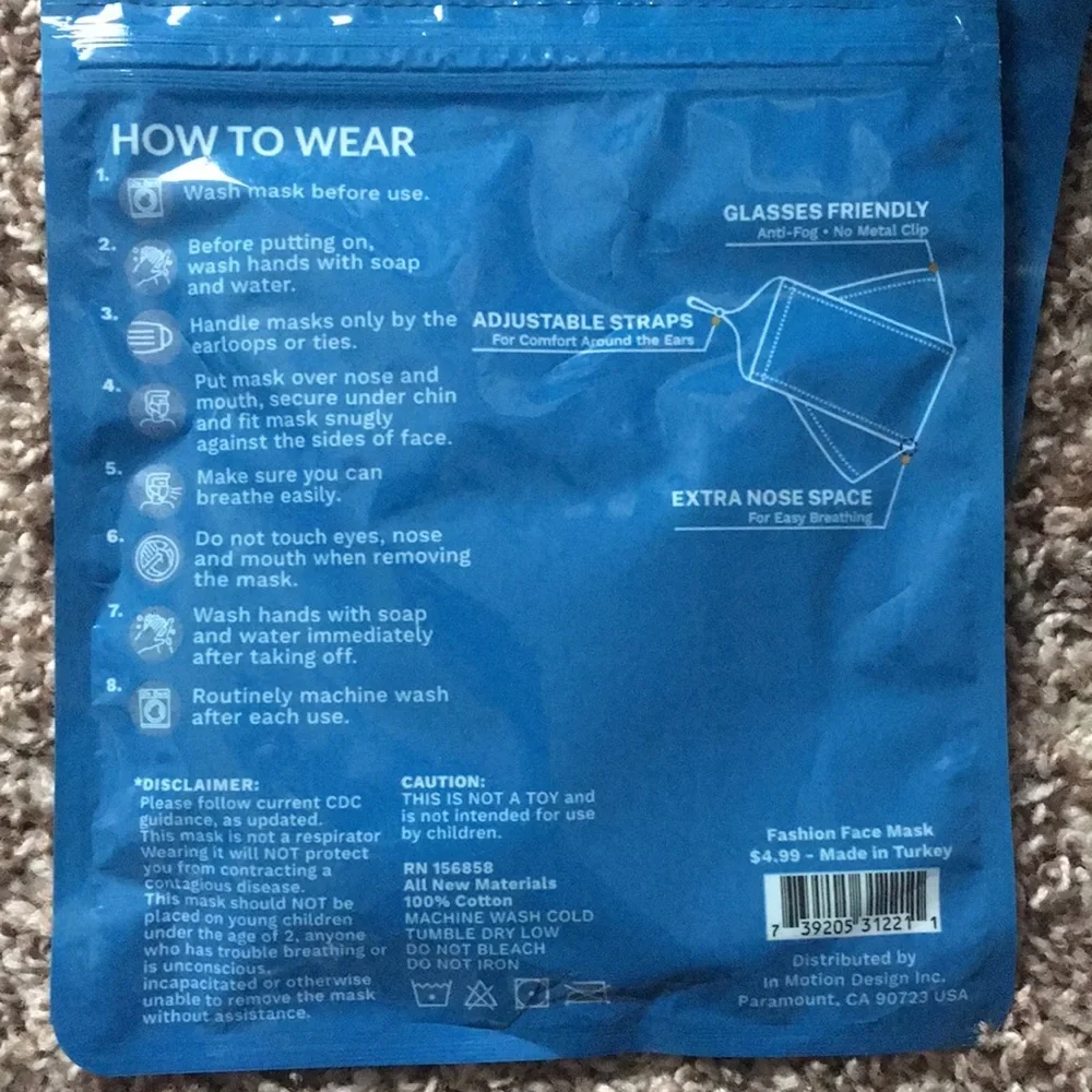 😷 Unisex Face Mask